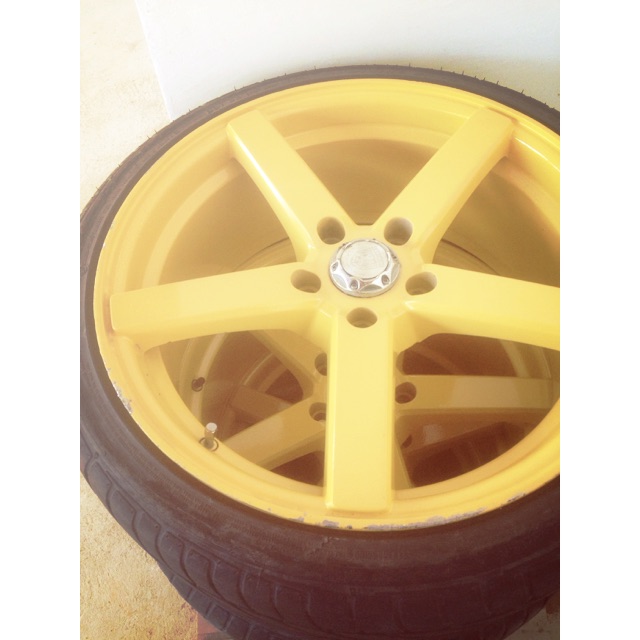Velg vossen R18 pcd5 + ban ukuran 215/40