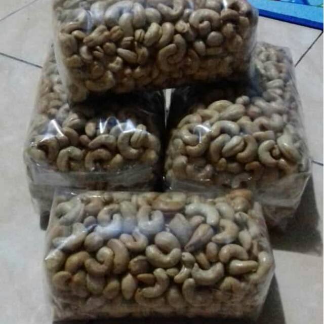

Kacang mete matang