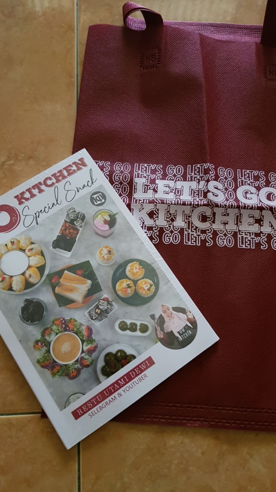 Buku Go Kitchen , Go Kitchen 2 ,  Lets Go Kitchen & Go Kitchen Special Snack - Restuutamidewi