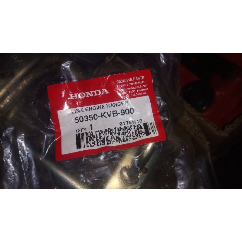 Link Engine Hanger 50350KVB900 gantungan mesin vario karbu