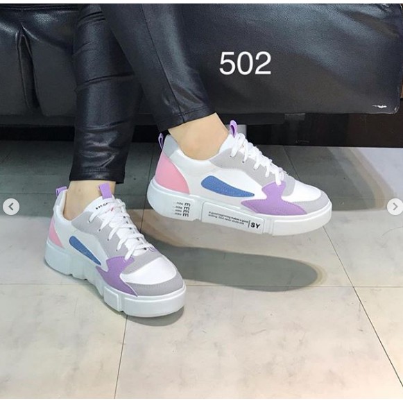 Sepatu Sneakers 502