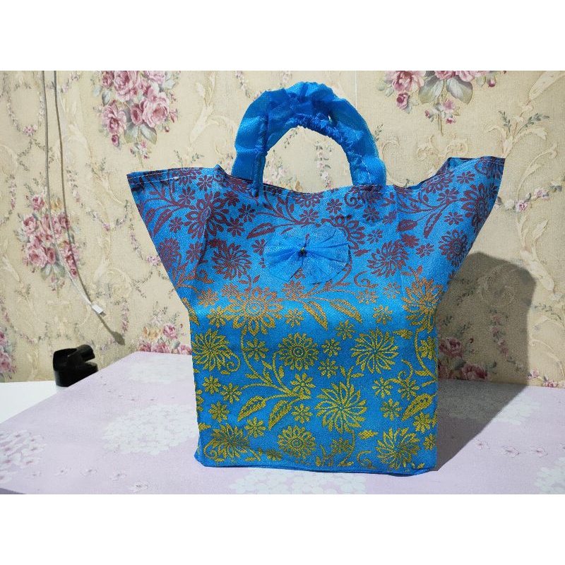 Tas hajatan sahrini kibir motif uk 22