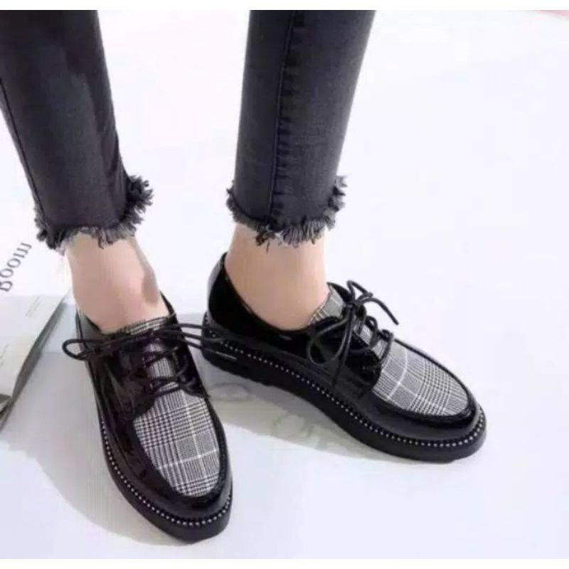 Sepatu Docmart Farasya / Sepatu Loafers Wanita / Sepatu Wanita / Sepatu Docmart Wanita Fashion Korea /  Bisa COD