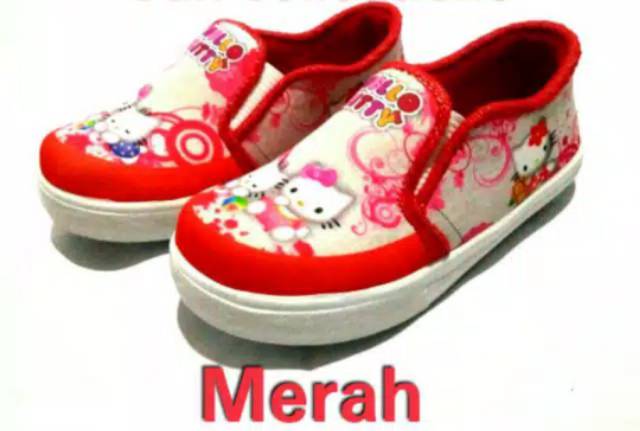 Sepatu Anak Hello Kitty / Slip on anak Hello Kitty