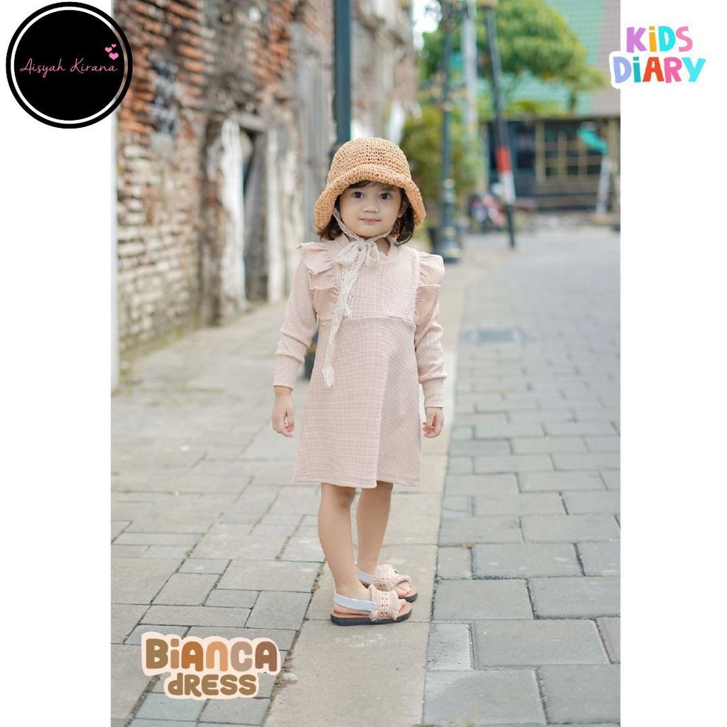 Bianca Dress Tunik Anak rample kanan kiri dada Bahan Waffle Uniqlo bestseller baju bayi perempuan te