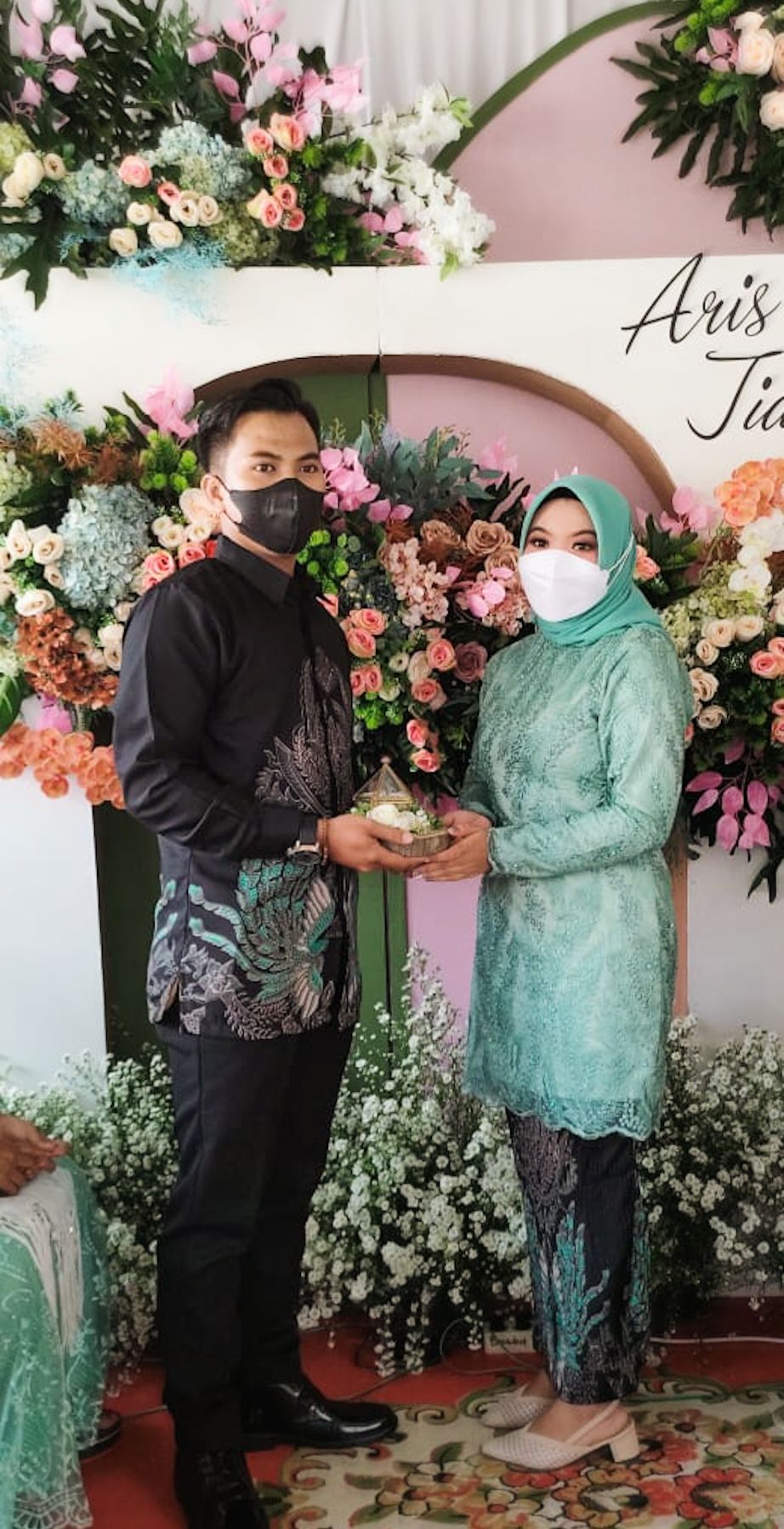 Baju Batik Couple / Batik Set / Batik Lengan Panjang / Rok Plisket Set