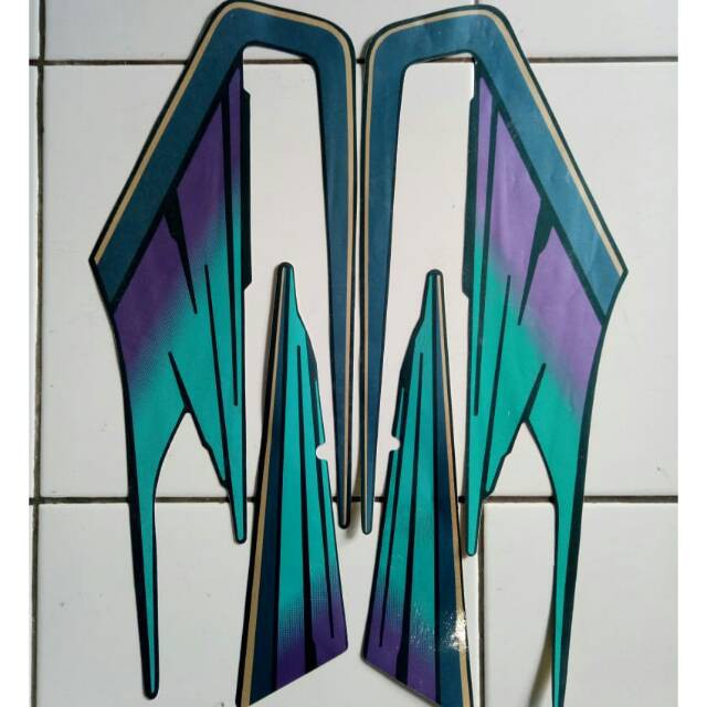 LIS   Stiker striping yamaha rx king 95 hijau
