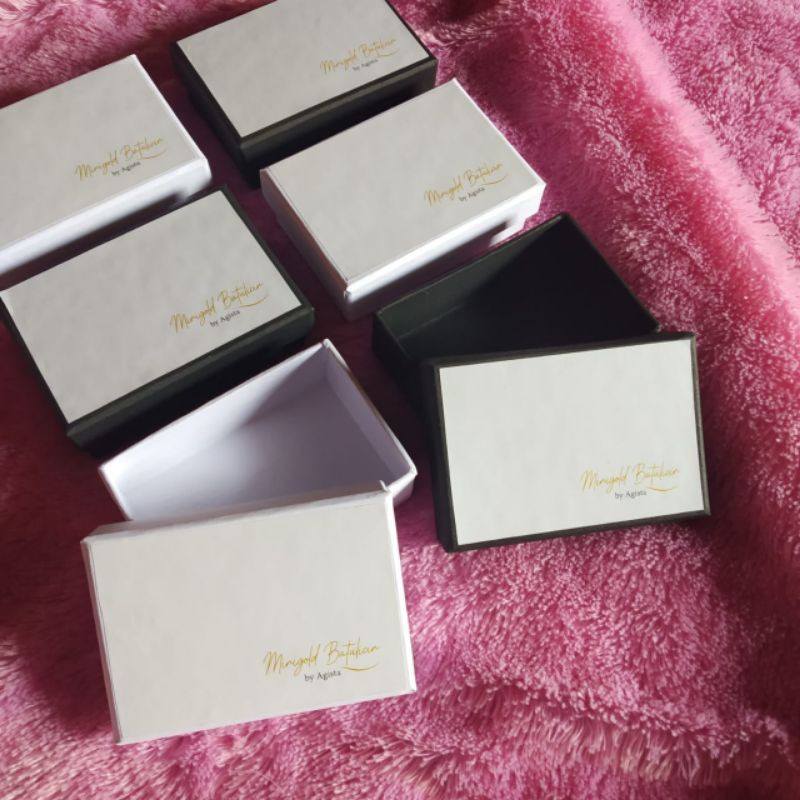 

gift Box kotak kado 9x6x4 busa