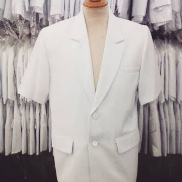 Jas dokter dua saudara