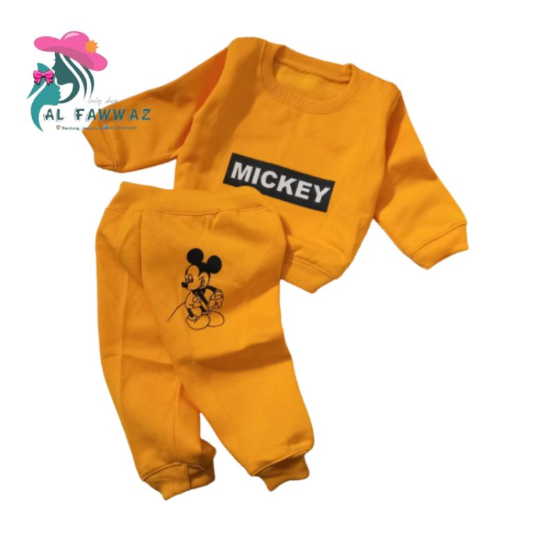 Setelan sweater bayi mickey