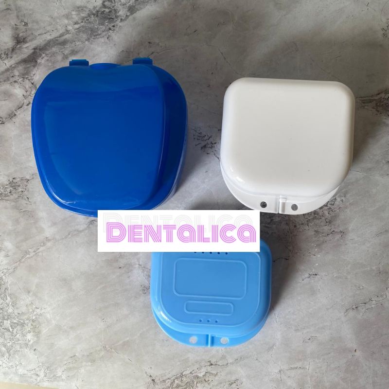 Dental kotak gigi palsu / retainer