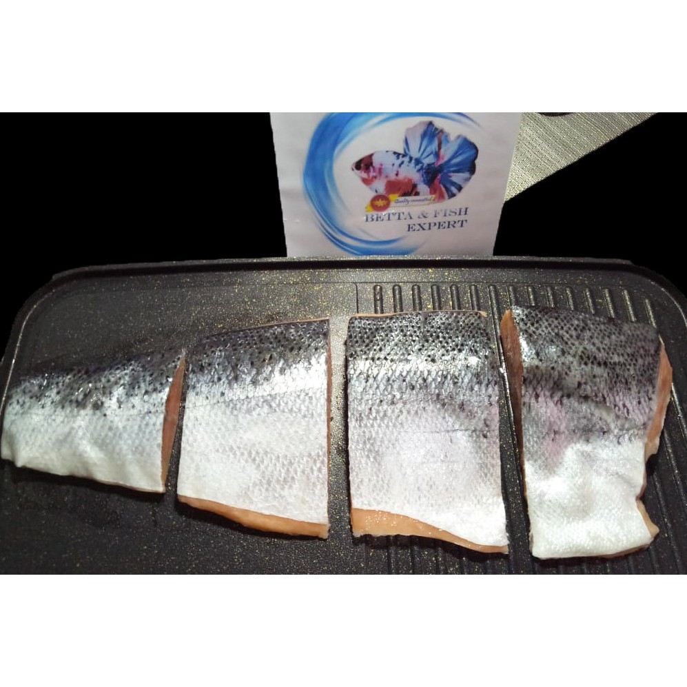 

FILLET SALMON NORWEGIA ATLANTIK PREMIUM BEKU