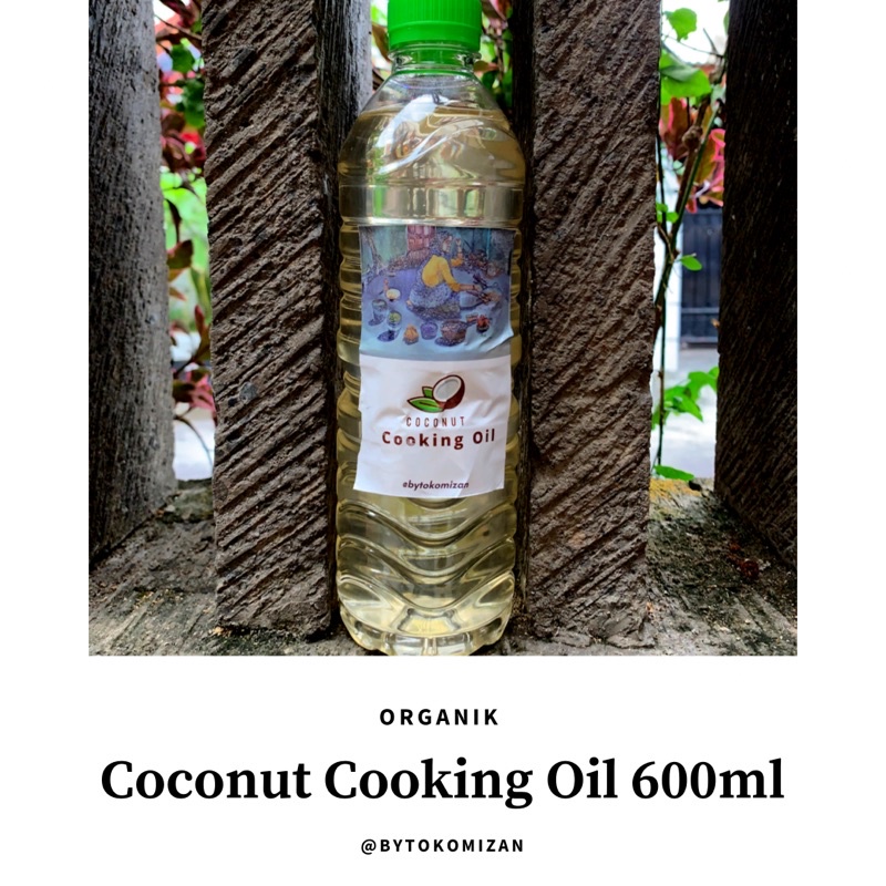 

Coconut Cooking Oil Hot Pressed/ Minyak kelapa untuk memasak / traditional prosess tanpa pewarna pengawet denpasar bali/ MPASI Sehat 500ml