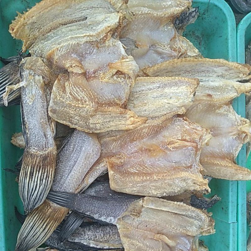 

Ikan Asin Gabus Pontianak