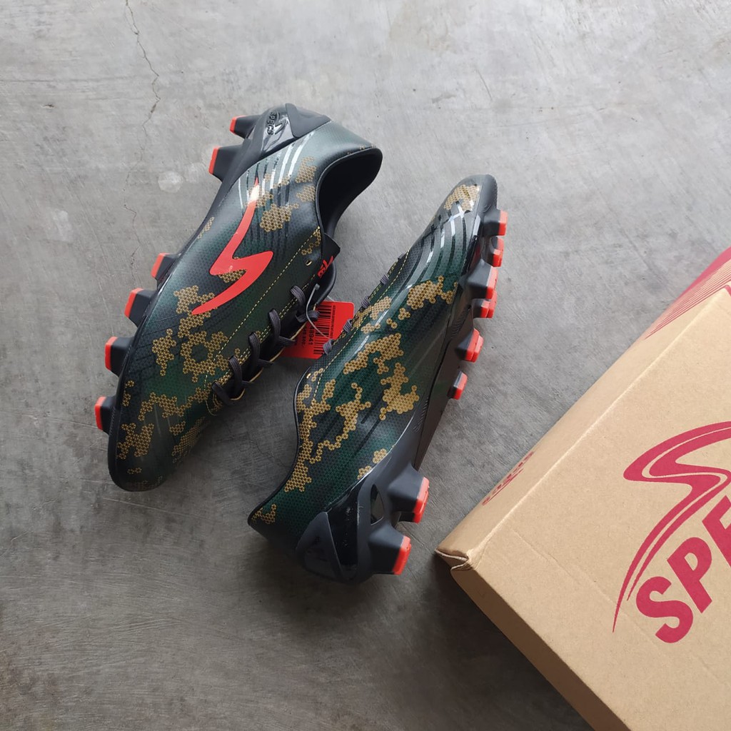 Specs Accelerator Lightspeed II pro fg battlepack