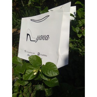 Paperbag Custom Ivory Size Medium Sablon Logo Desain  