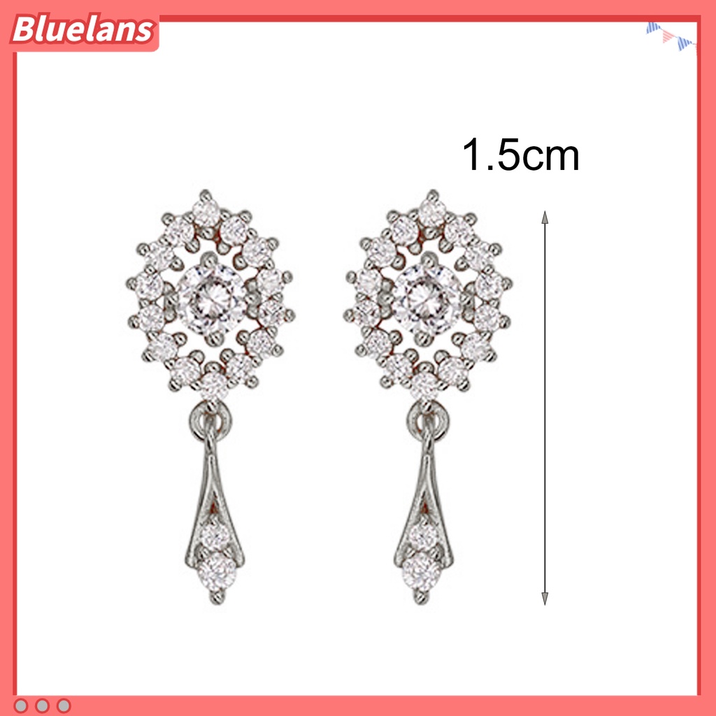 1 Pasang Anting Rumbai Menjuntai Model Hollow Out Gaya Vintage Untuk Wanita