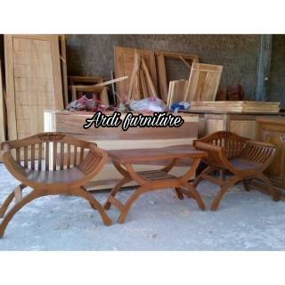 500 Koleksi Kursi Kayu Retro Gratis