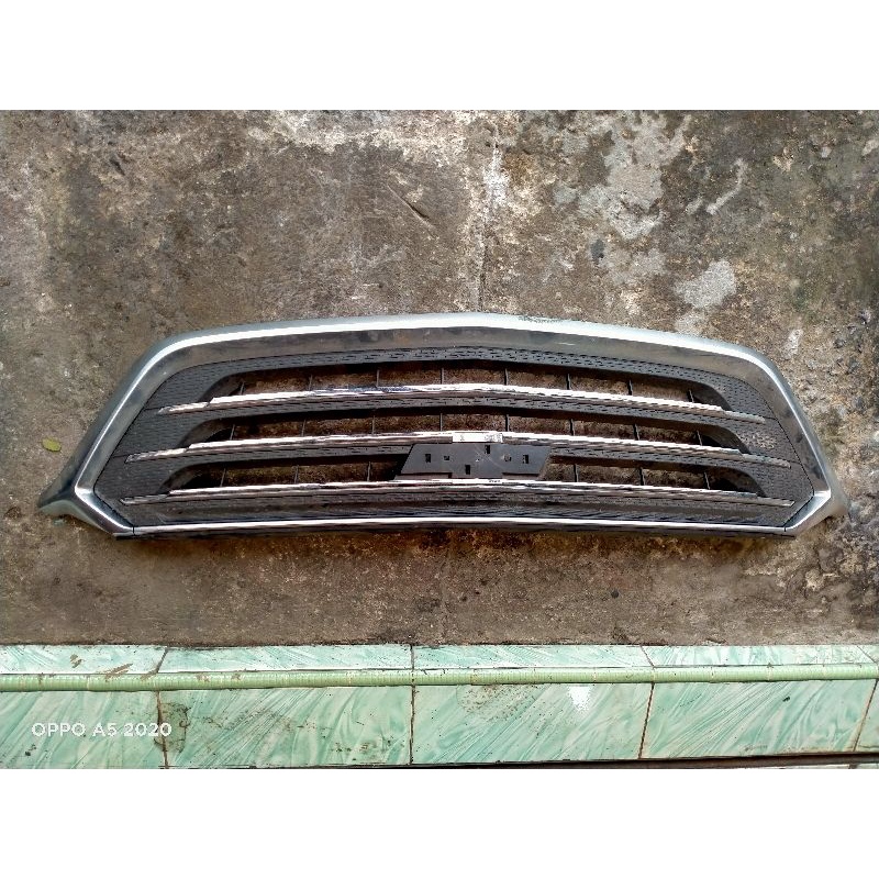 GRILL Wuling almaz logo chevolet
