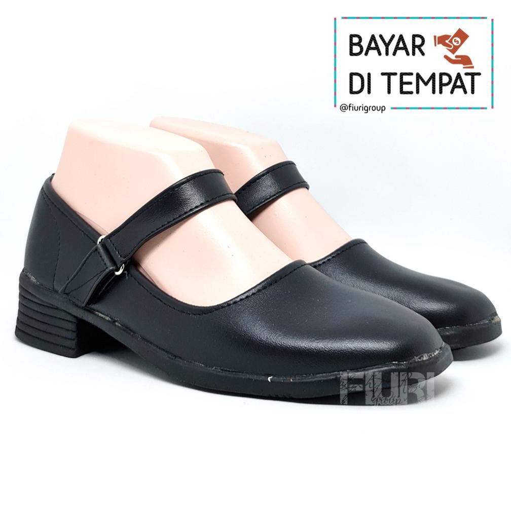 Fiuri - Sepatu Pantofel Wanita Tali Hitam - Sepatu Pantofel Sekolah Wanita
