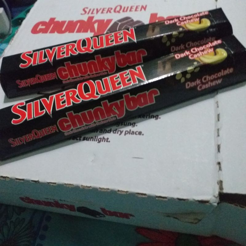 Silver Queen Chunky Bar Dark Chocolate Cashew 100 gr