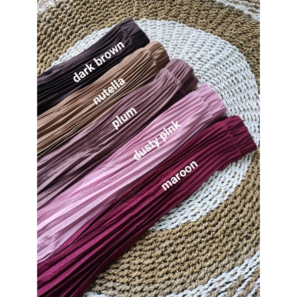 Rok Plisket Premium Trend Story