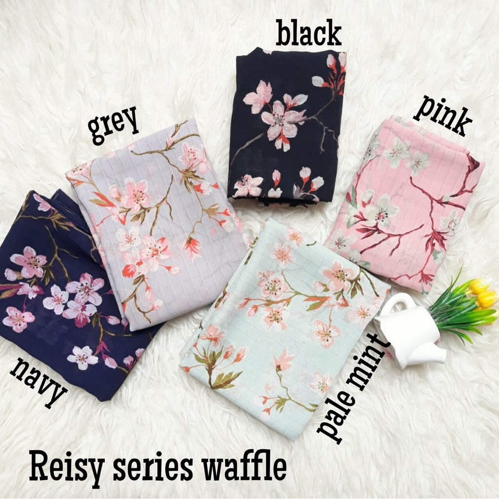 HIJAB REISY/HIJAB SEGIEMPAT/JILBAB SEGI EMPAT/KERUDUNG SEGI4/SQUARE MOTIF ABSTRAK/POLYCOTTON