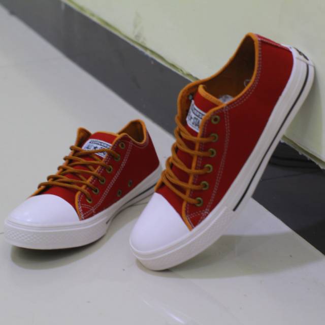 Sepatu keren tali conversee