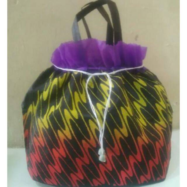 

Tas hajatan serut box kotak nasi tebal uk 22