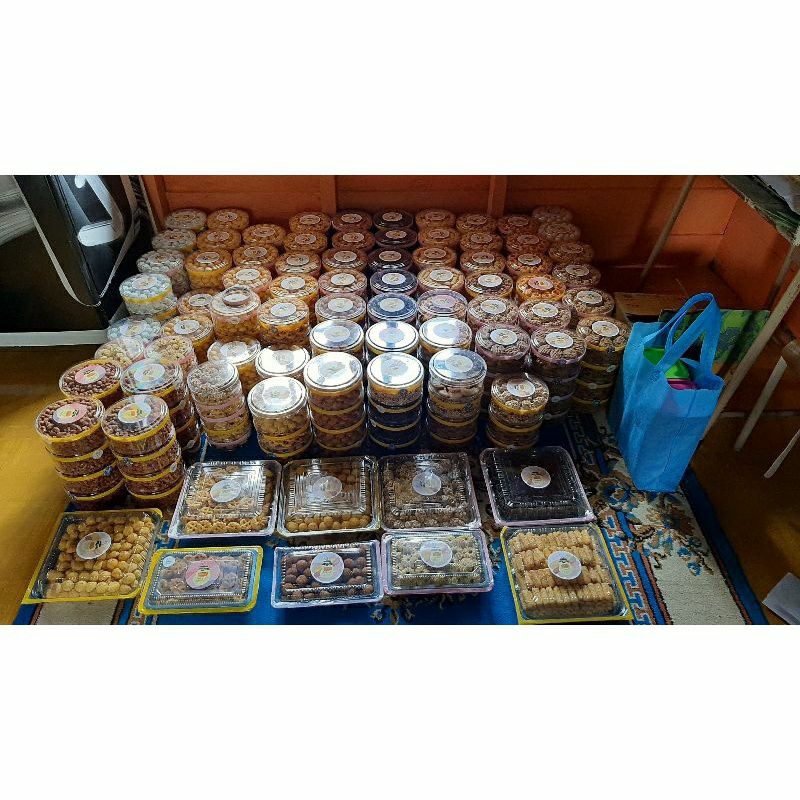 

Aneka Kue Kering By Yuni Cookies