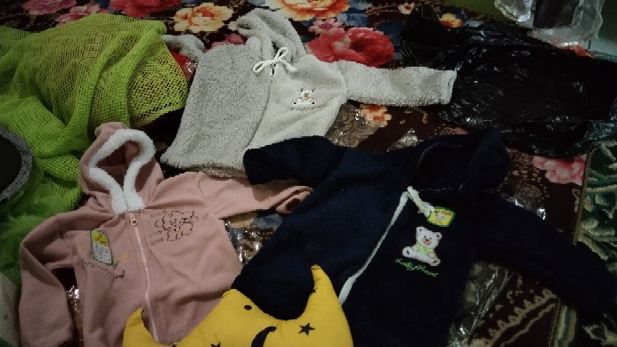 1 Bantal Mahkota Karakter