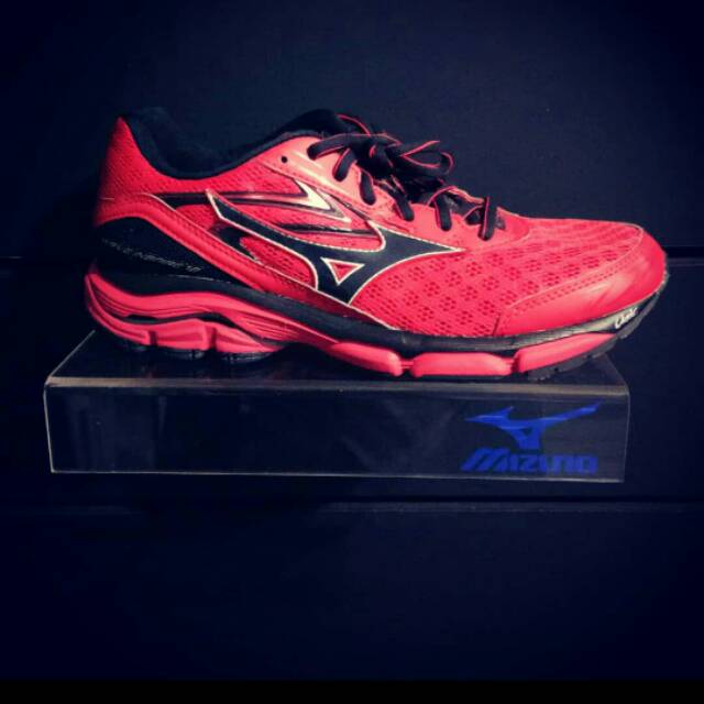 sepatu mizuno wave rider 19