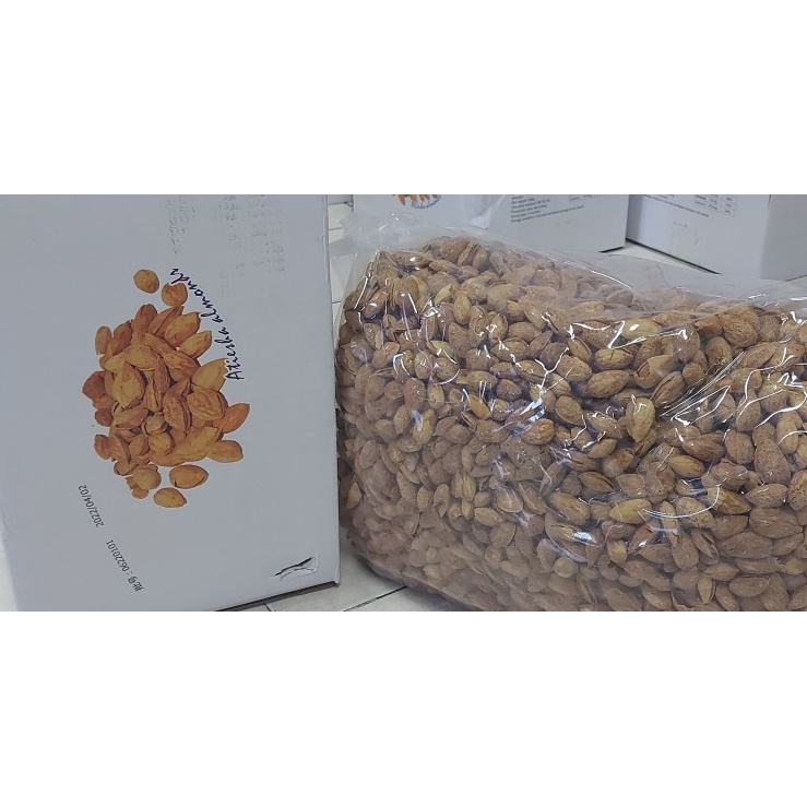 Kacang Almond DUS-10KG Panggang Almon Cangkang Kulit Roasted In shell Milk