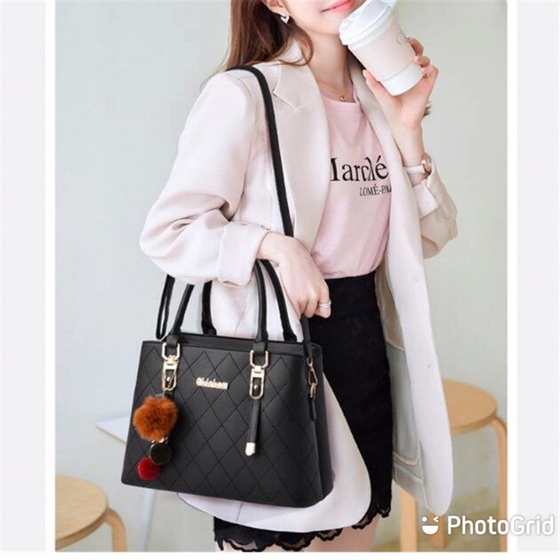 slingbags wanita GHIA bags tas kulit batam plus pompom tas selempang polos simple elegant top handle