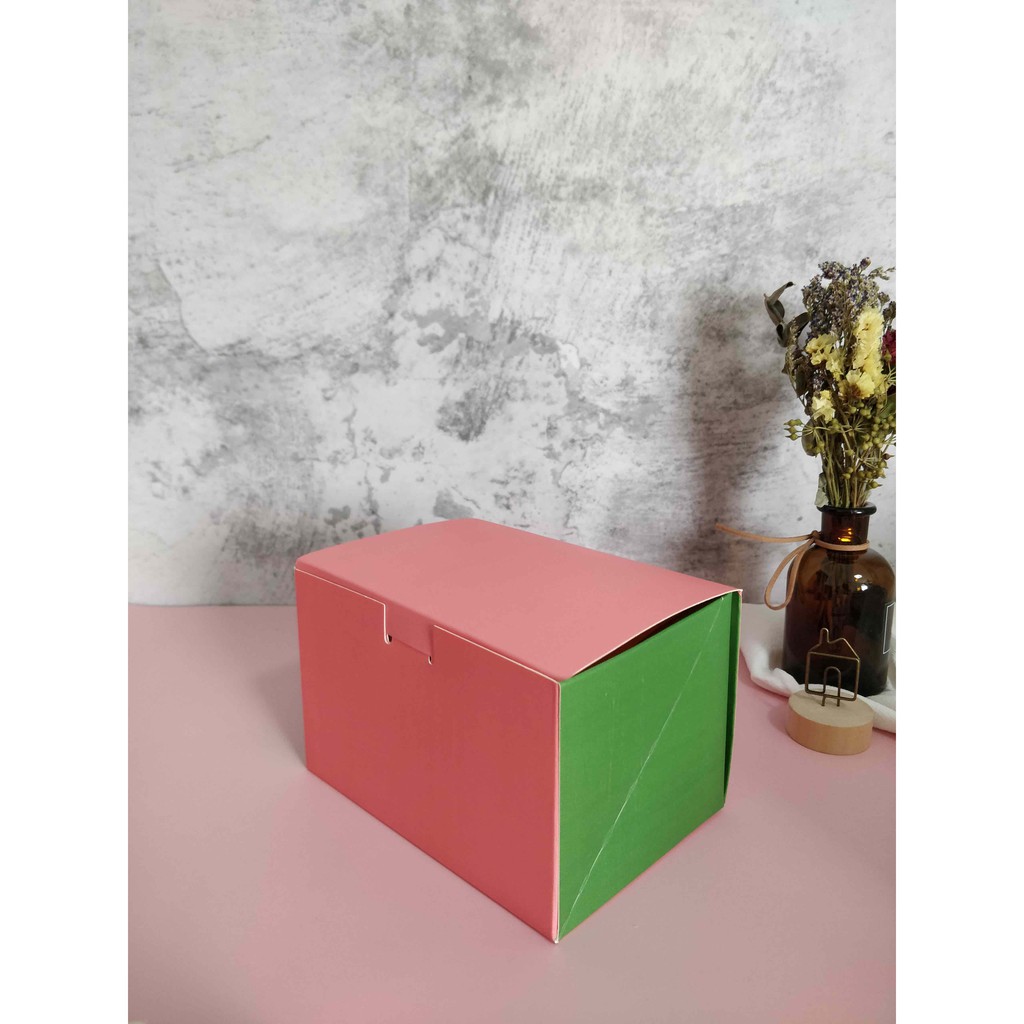 

Box Kotak Dus Kue Slice Pink Hijau 15 X 10.5 X 9.5 CM