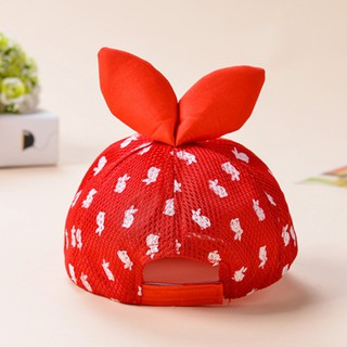 Topi dengan Bahan Katun dan Gambar Motif untuk Laki Laki Topi dengan Bahan Katun dan Gambar Motif untuk Laki Laki