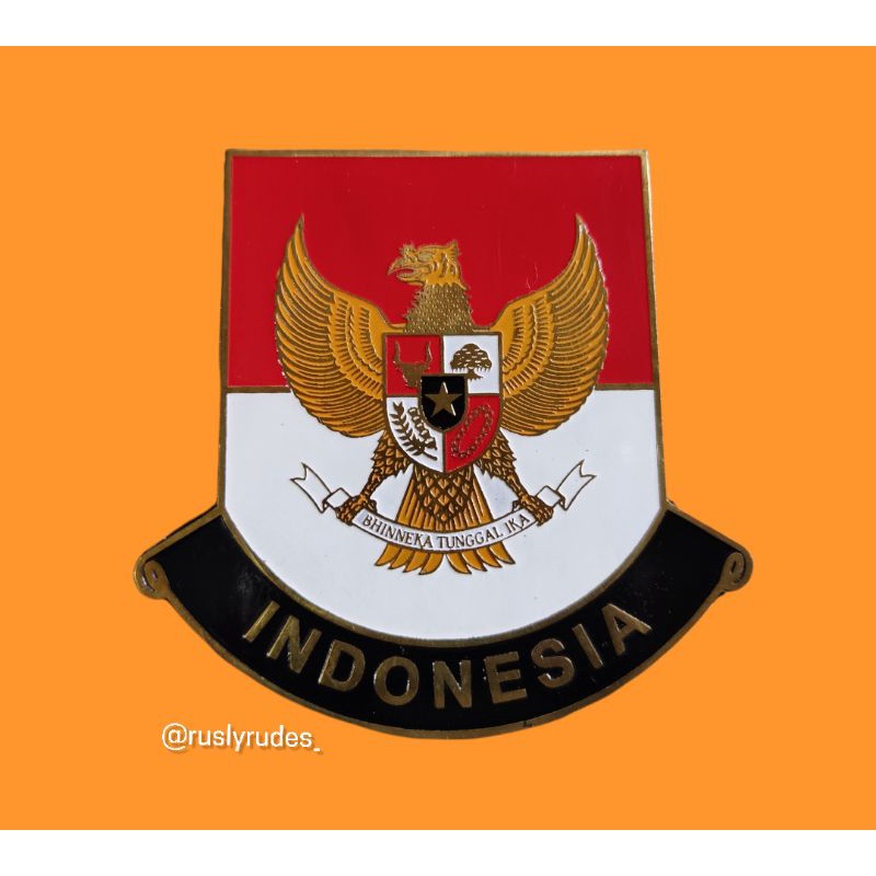 Emblem logo vespa Garuda Indonesia