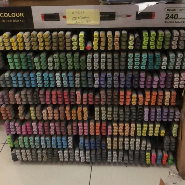 

Fine color scetch marker 100 satuan ( ada 300 kode) cantumkan kode di pesanan