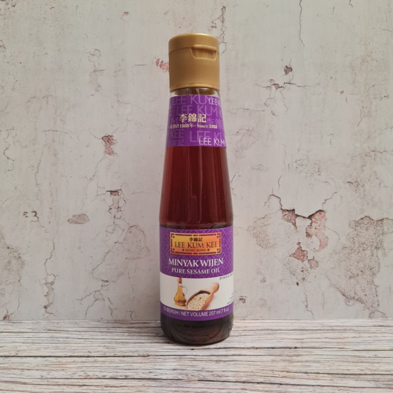 

Lee Kum Kee Minyak Wijen 207ml