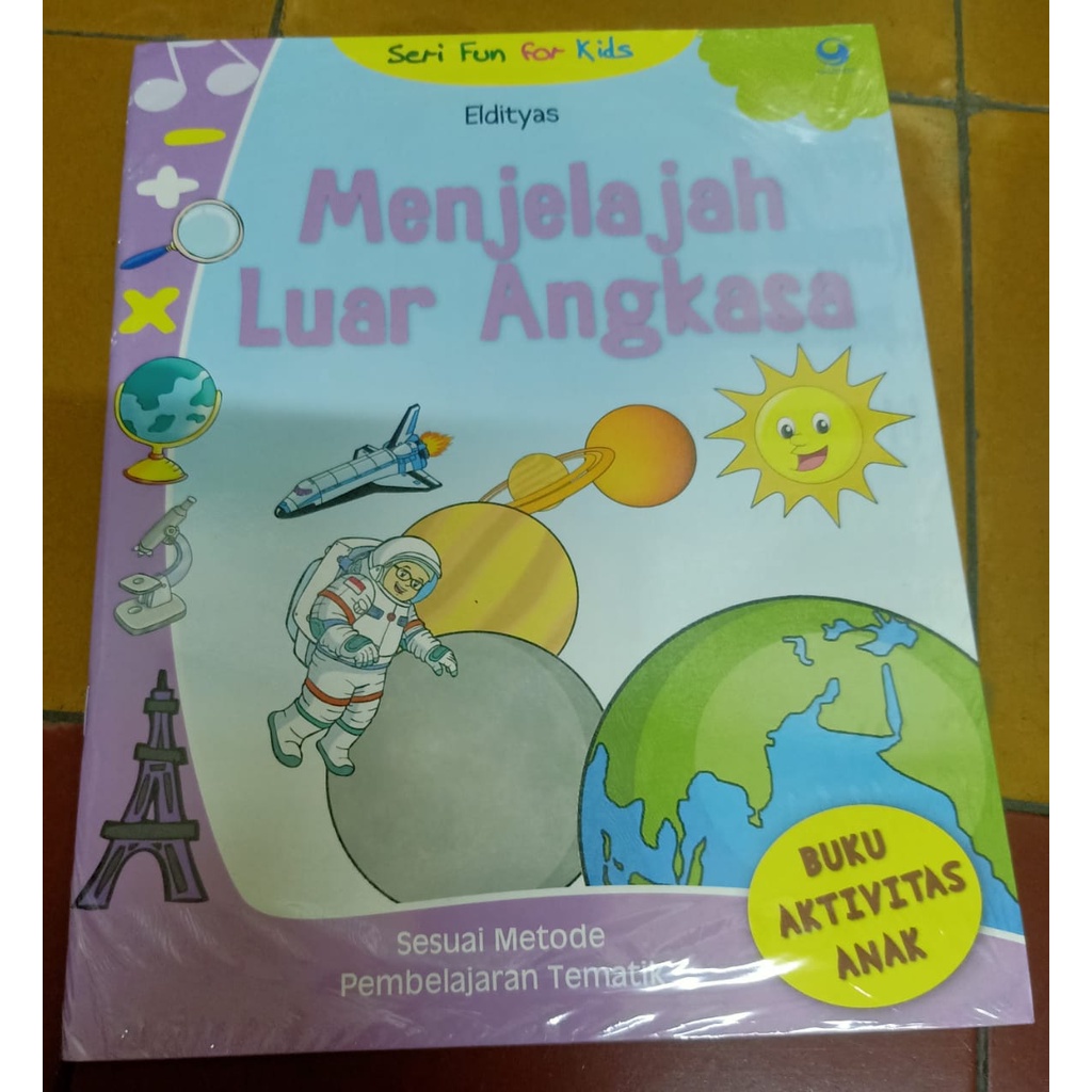Buku Aktivitas Anak - Menjelajah Luar Angkasa