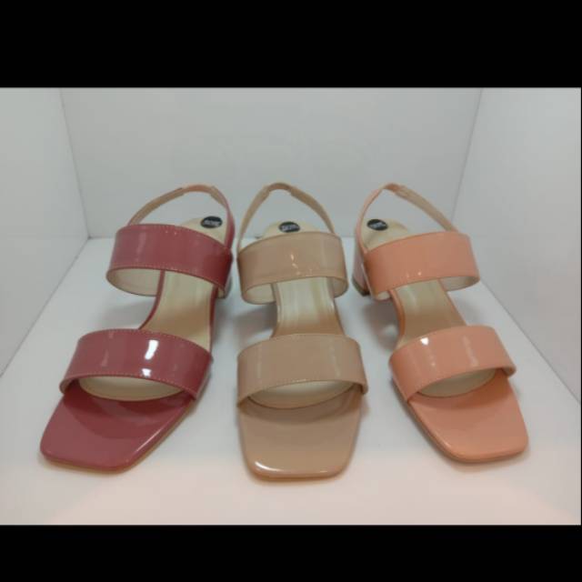 Sandal Sepatu Slop Bellagio