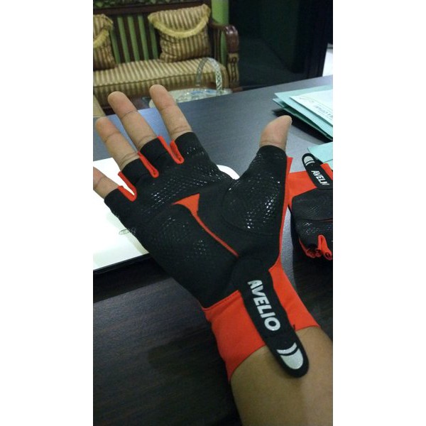 SARUNG TANGAN SEPEDA AVELIO