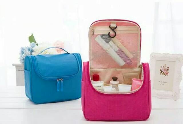 Tas alat mandi dan kosmetik/travel toiletries bag