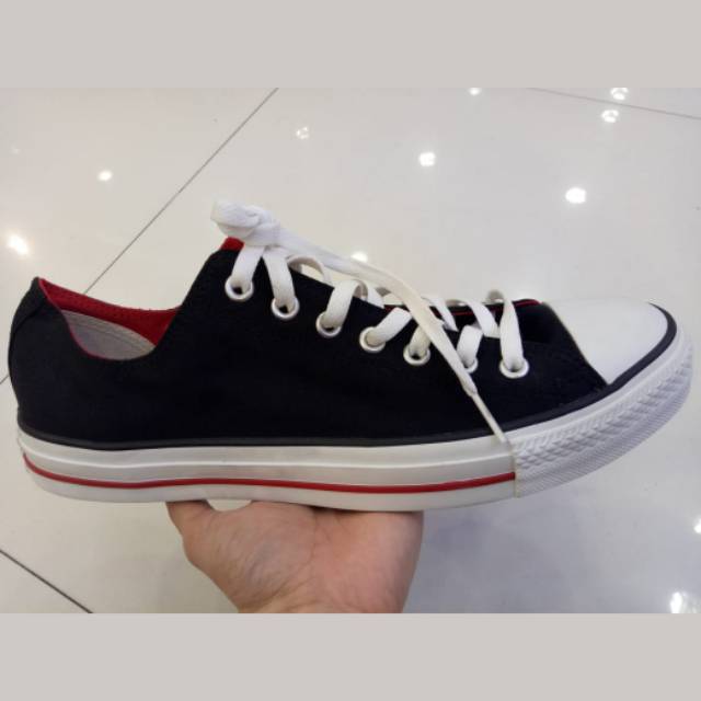 Sepatu Sneaker Original Converse Hitam Putih