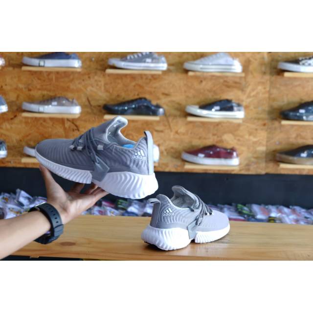 Adidas Alphabounce Instinct