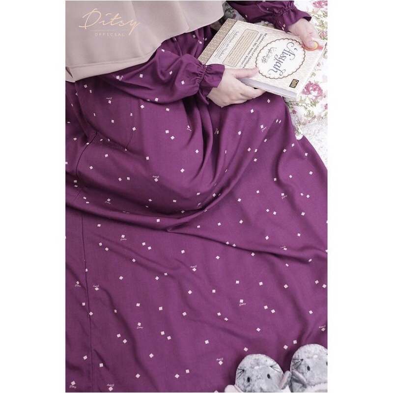 Ditsy Juli - Scatolla Plum Nightgown