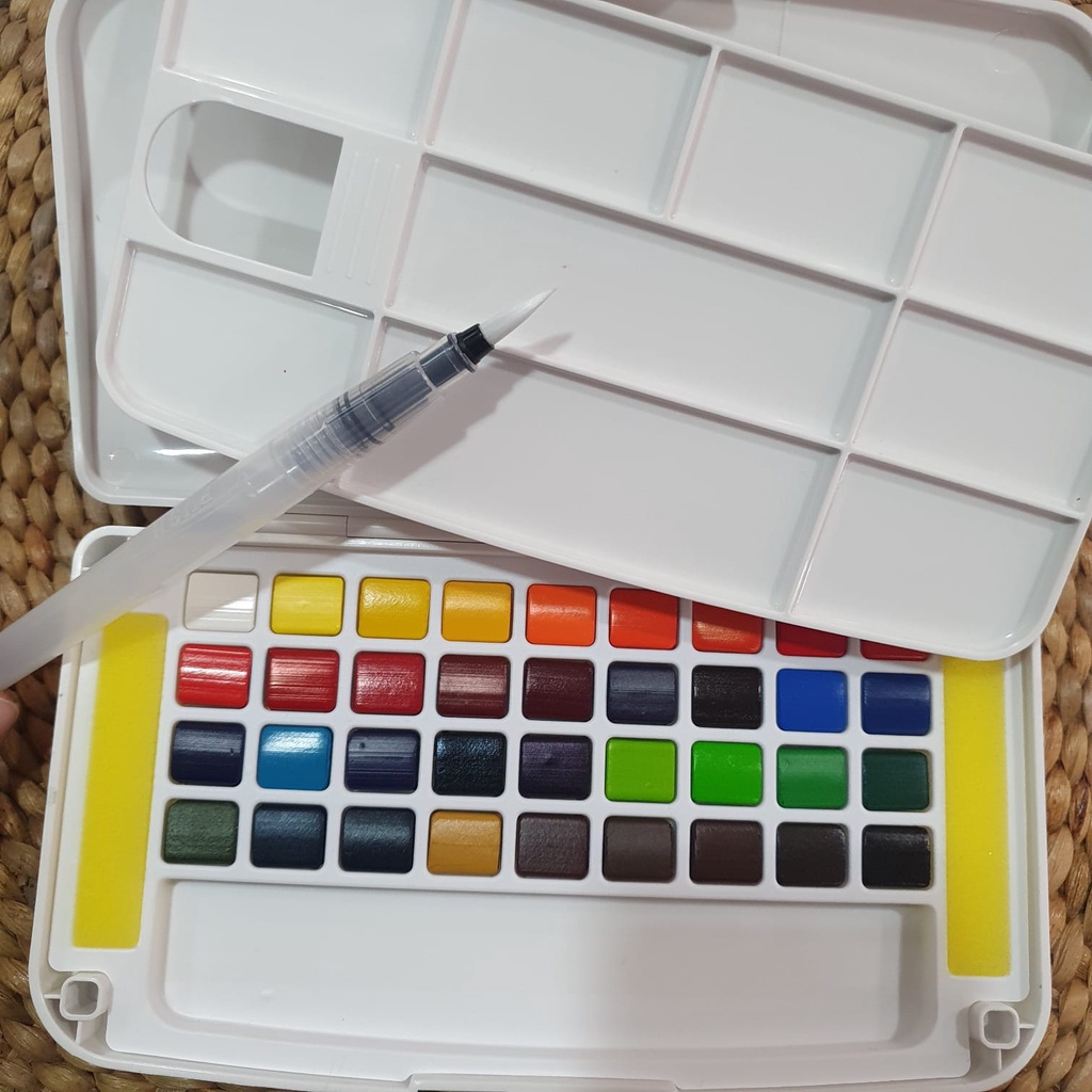 

Gramedia Surabaya - Superior Water Color/Cat Air 36 Warna