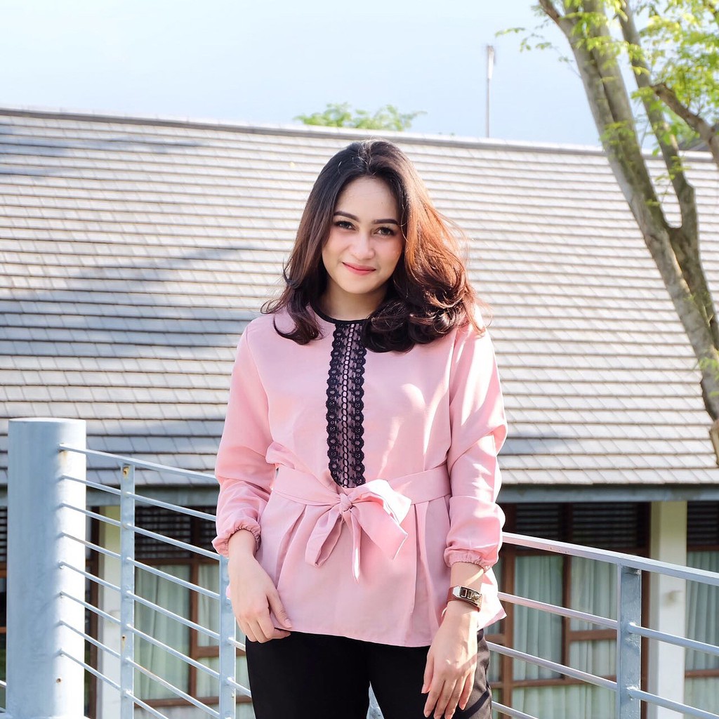 MAGNUM BLOUSE || SALE - ATASAN WANITA SAFIRA1 BHN TWISCONT TO FIT L.ROO BLOUSE WANITA MURAH-2