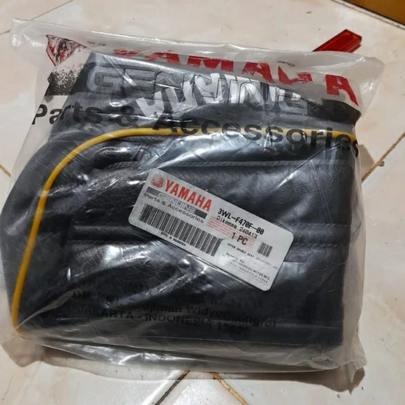 KULIT JOK YT 115 SARUNG JOK YT 115 ORIGINAL