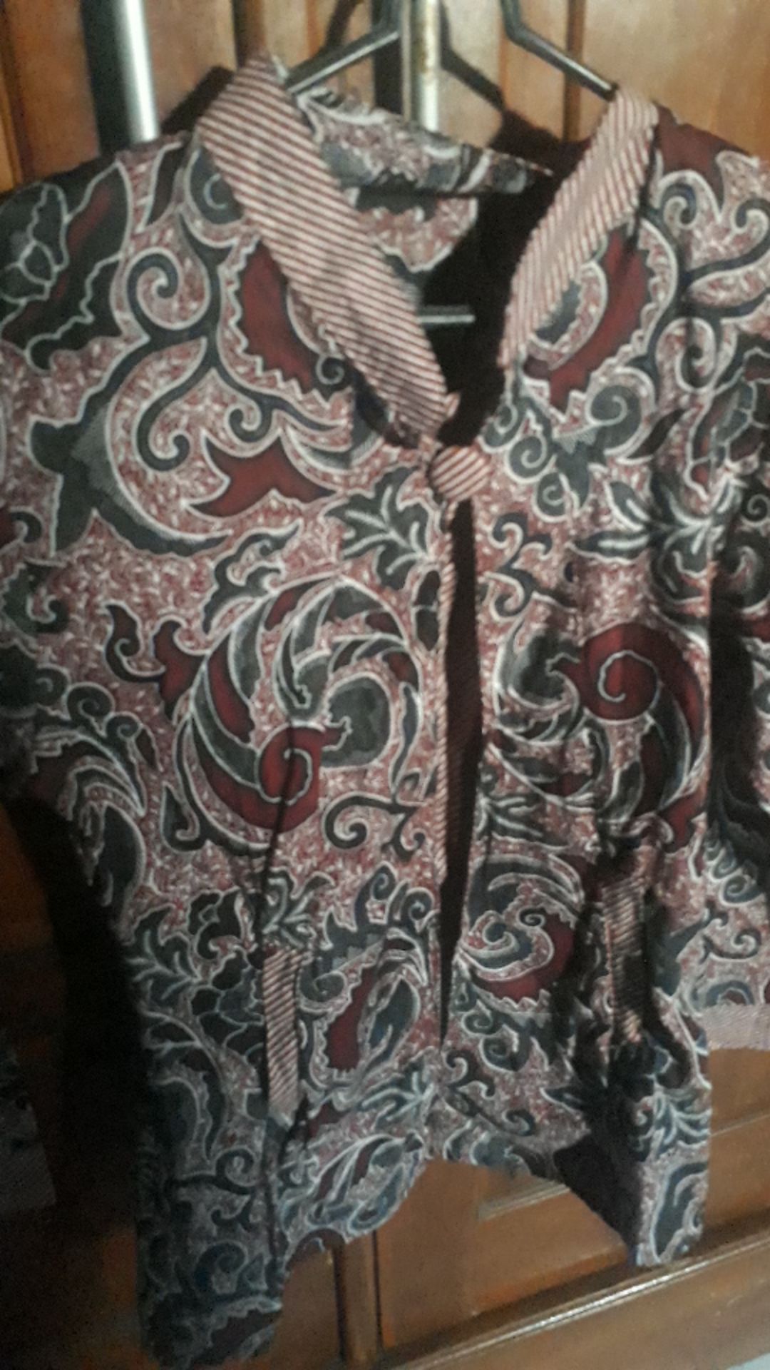 Atasan Batik Dolby Dolbi Dobby Doby Tenun Sutra Tulis Halus Katun Atbm Baron ,sarombit Atasan